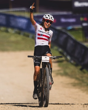 Mona Mitterwallner, mountain biker, relies on PANACEO SPORT PURE for recovery in MTB
