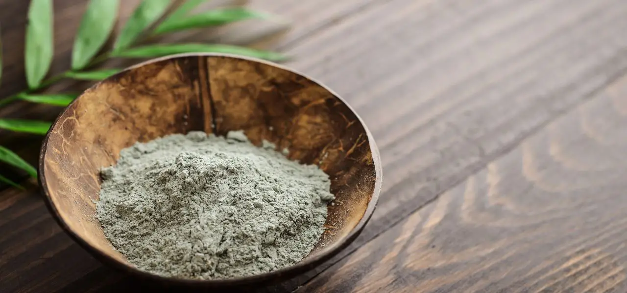 Was sind Tonminerale und wie wirken sie als natürliches Detox-Mittel im Körper?